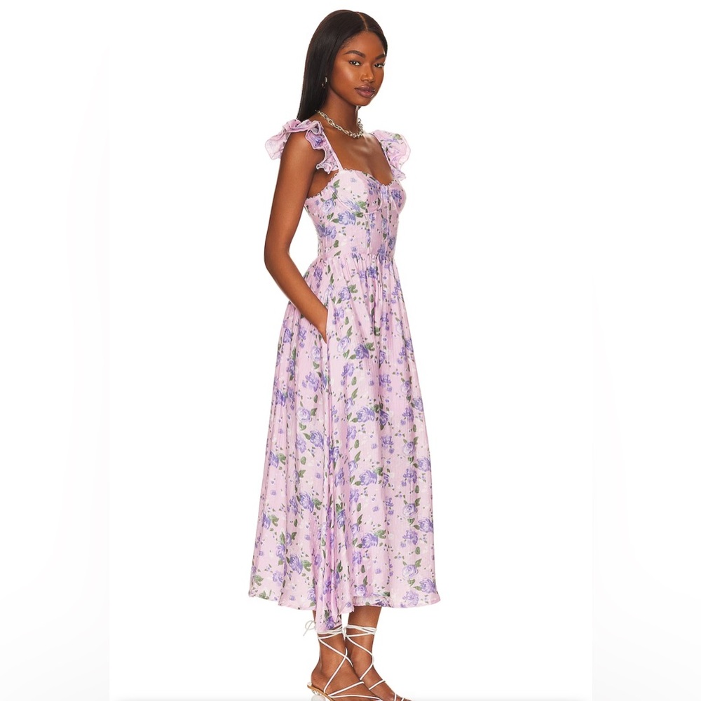 ASTR the Label Wedelia MIDI Dress in Purple Floral - Picture 3 of 8